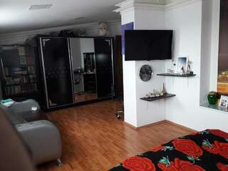 Апартаменты AZADLIG Street 3 Баку Апартаменты с балконом-19