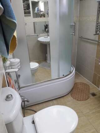 Апартаменты AZADLIG Street 3 Баку Апартаменты с балконом-5